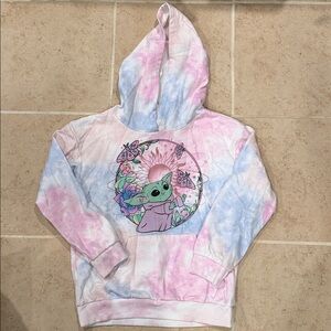 Girls Tied dyed Yoda hoodie. Like new 0141